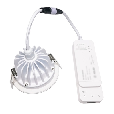 Dimmable SMD LEDの街灯9W LED Downlightsの穂軸は保証5年の防水します