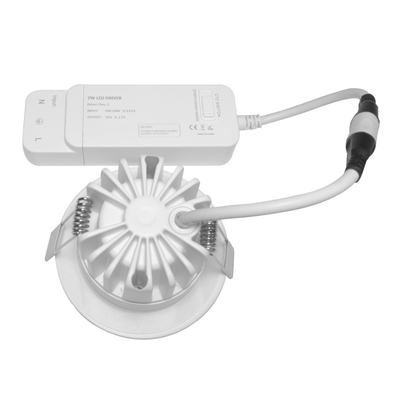 表面によって取付けられる深く引込められた導かれたDownlight防眩200-240V AC電圧8W
