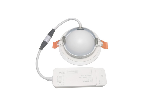 アルミニウム ランプ ボディは調節可能な導かれたDownlights 7W CCT Taiji CSPの穂軸の技術を引込めました