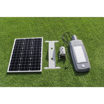 高い明るさ屋外太陽動力を与えられたLEDの街灯140lm/w SMD IP65は防水します