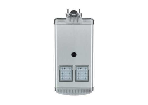 1つの太陽導かれた街灯アルミニウム収容IP65 30W 170lm/wの省エネすべて